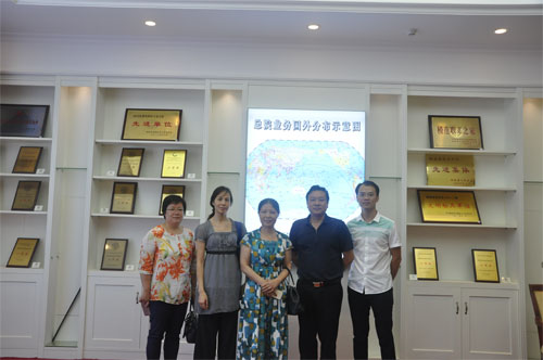 省林業(yè)廳科技外事處來我院指導(dǎo)工作
