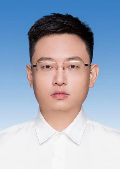 何陽