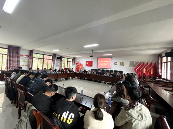 座談會合影1_副本.jpg